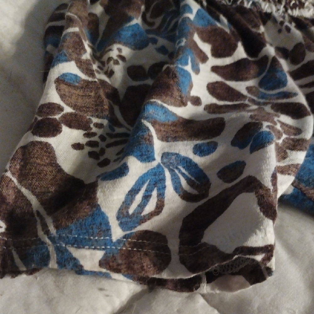 Floral Blue and Brown Women's Top - Picture 5 of 7